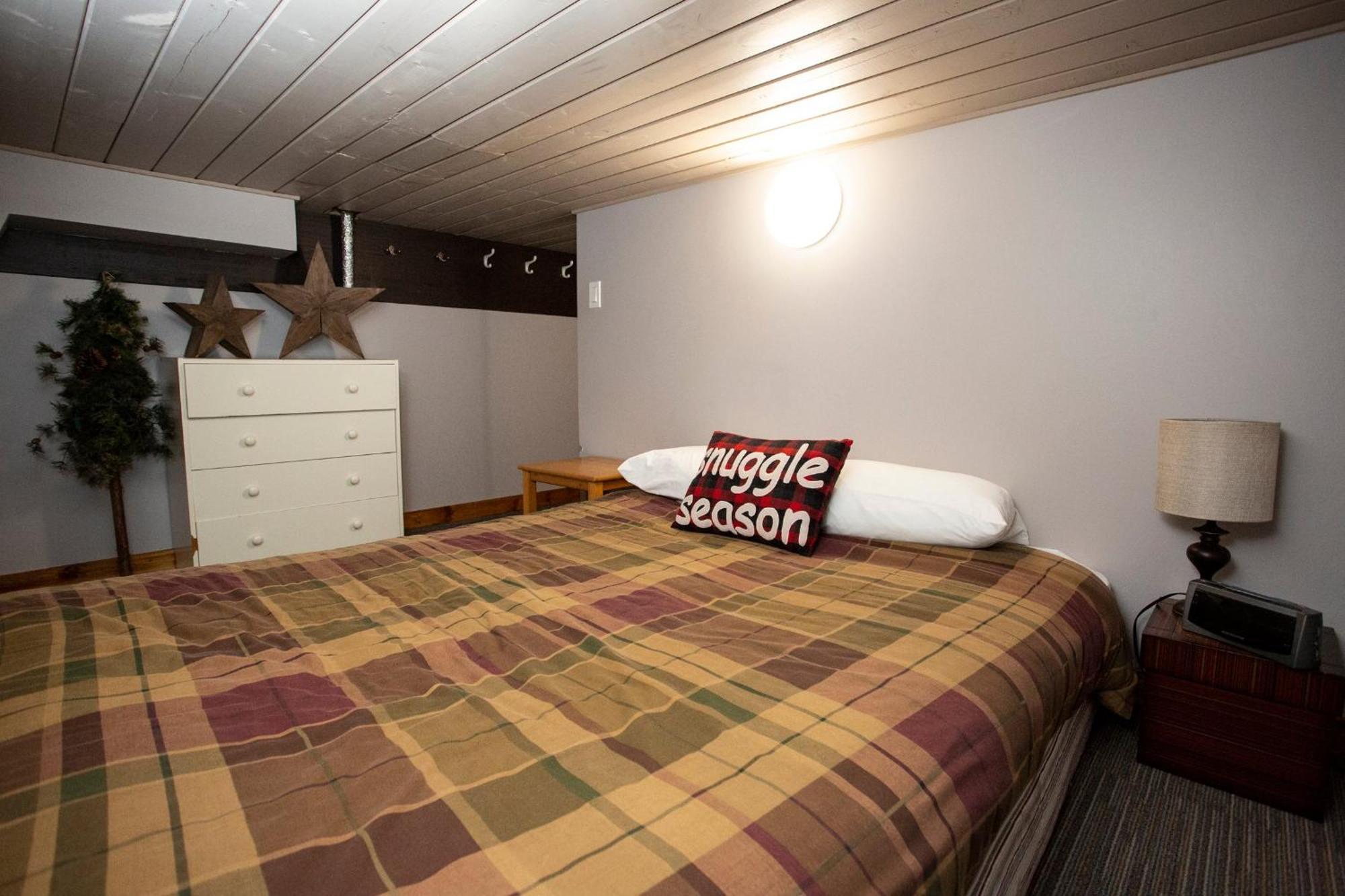 The Pinnacles Suites & Townhomes Silver Star Eksteriør bilde